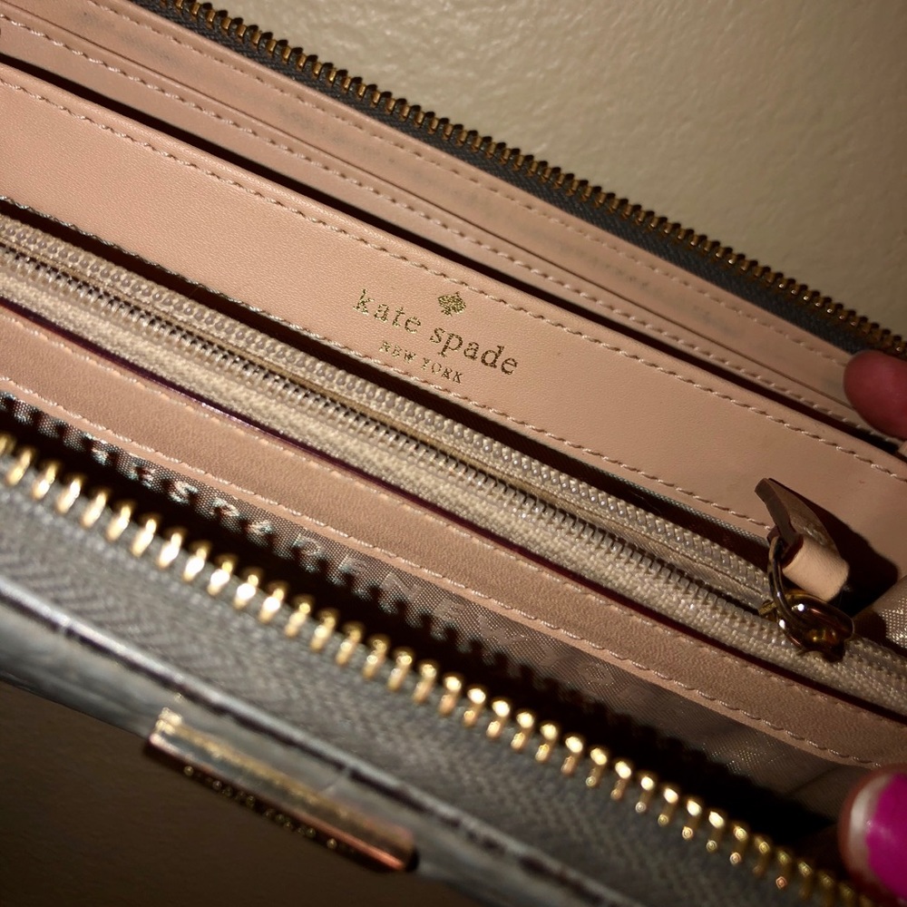 Kate Spade Wallet - Picture 4 of 7